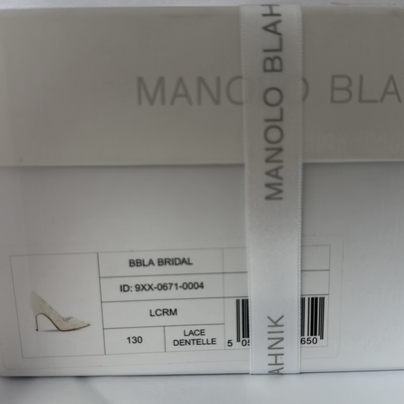 MANOLO BLAHNIK Bridal shoes (size EU: 37 US: 7) - Picture 12 of 13